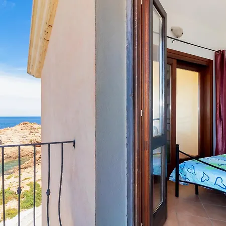 Casa Sulla Scogliera Isola Rossa